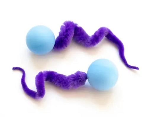 Wiggly Pong Ball Cat Toy